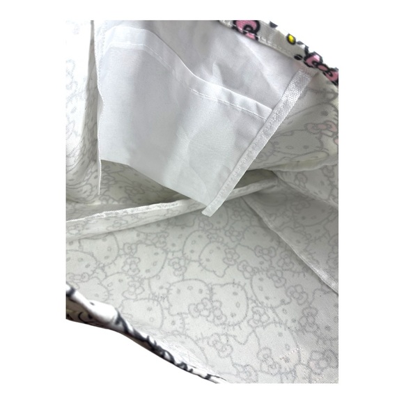 Hello Kitty Tote Bag with Pink Handles - Picture 5 of 9